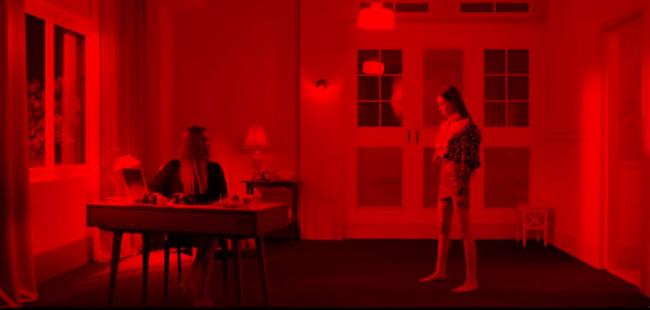 hình ảnh trong MV siren 4