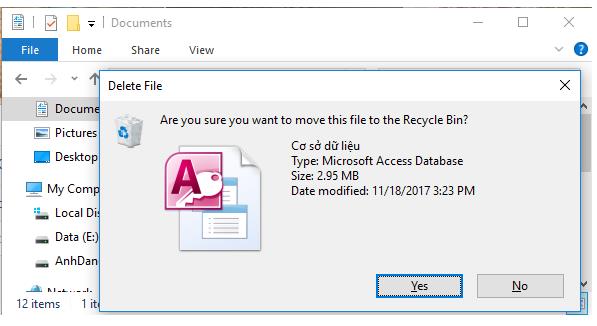Nháy chọn Yes để xóa tệp tin