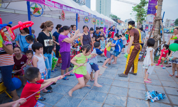 Kể lại một trận thi đấu kéo co | Văn mẫu lớp 3