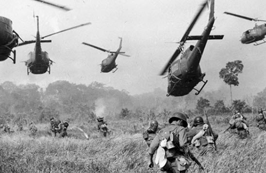 So sánh chiến lược Chiến tranh đặc biệt và Việt Nam hóa chiến tranh