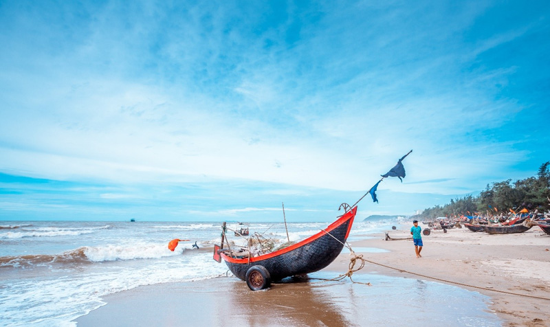 bãi biển Sầm Sơn: Thuyết minh về một danh lam thắng cảnh
