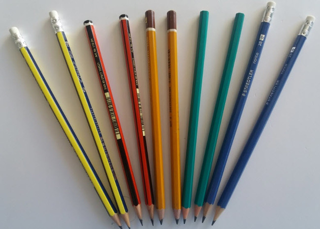 thuyết minh về cây bút chì: phong phú và đa dạng mẫu mã