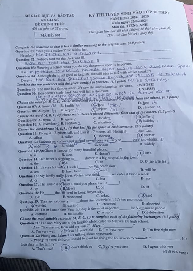 đề thi vào lớp 10 môn Anh An Giang 2024 - 2025 mã 002 trang 1