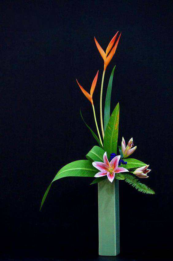 Học cắm hoa Ikebana nghệ thuật bày Tết Nguyên đán