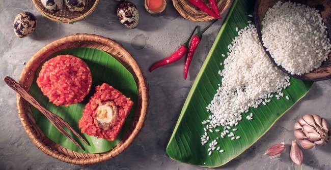 Tết Nguyên đán độc lạ cách làm xôi gấc bọc trứng cút 1